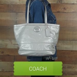 Reduced✔Coach Gray Patent Leather Handbag